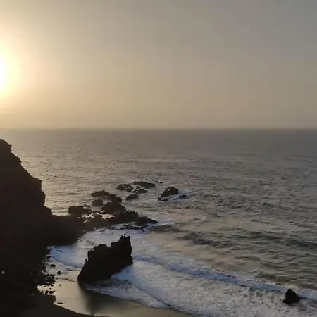 Con Vistas Al Mar بيت للعطل
